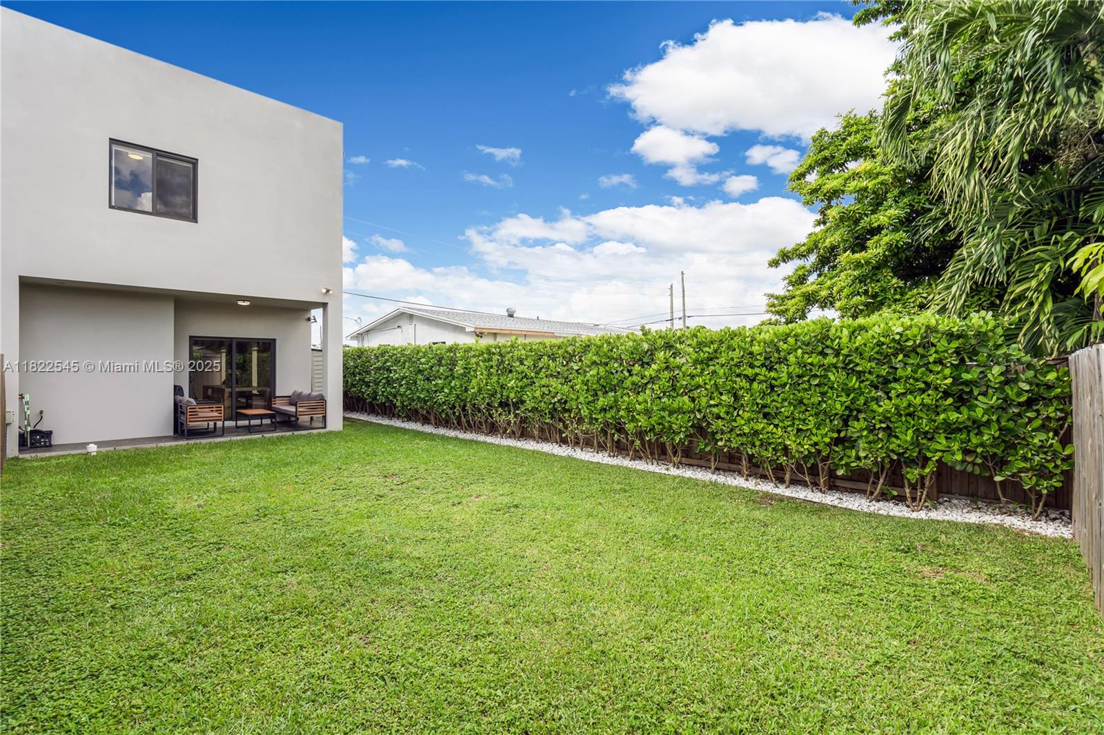 BIRD ROAD HIGHLANDS - Residential Lease