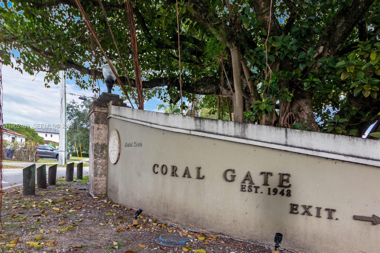 1931 Coral Gate Dr, Miami, FL, 33145/$749,999 2 1931 Coral Gate Dr