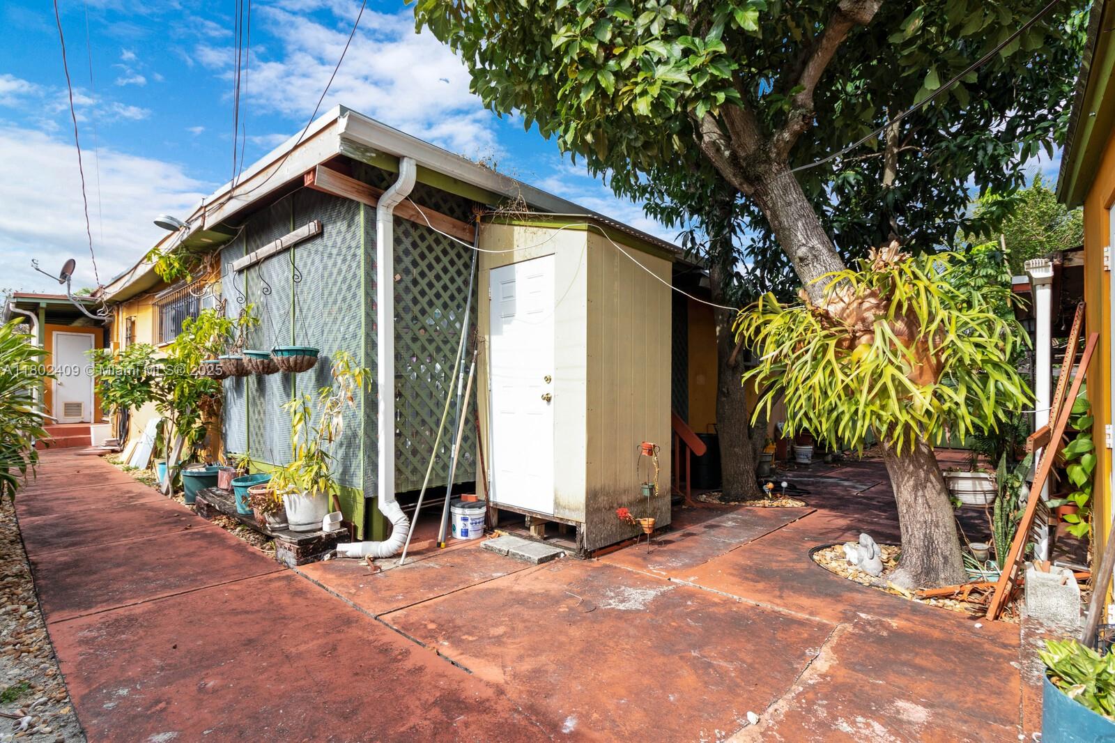 CORAL GATE SEC B - Residential