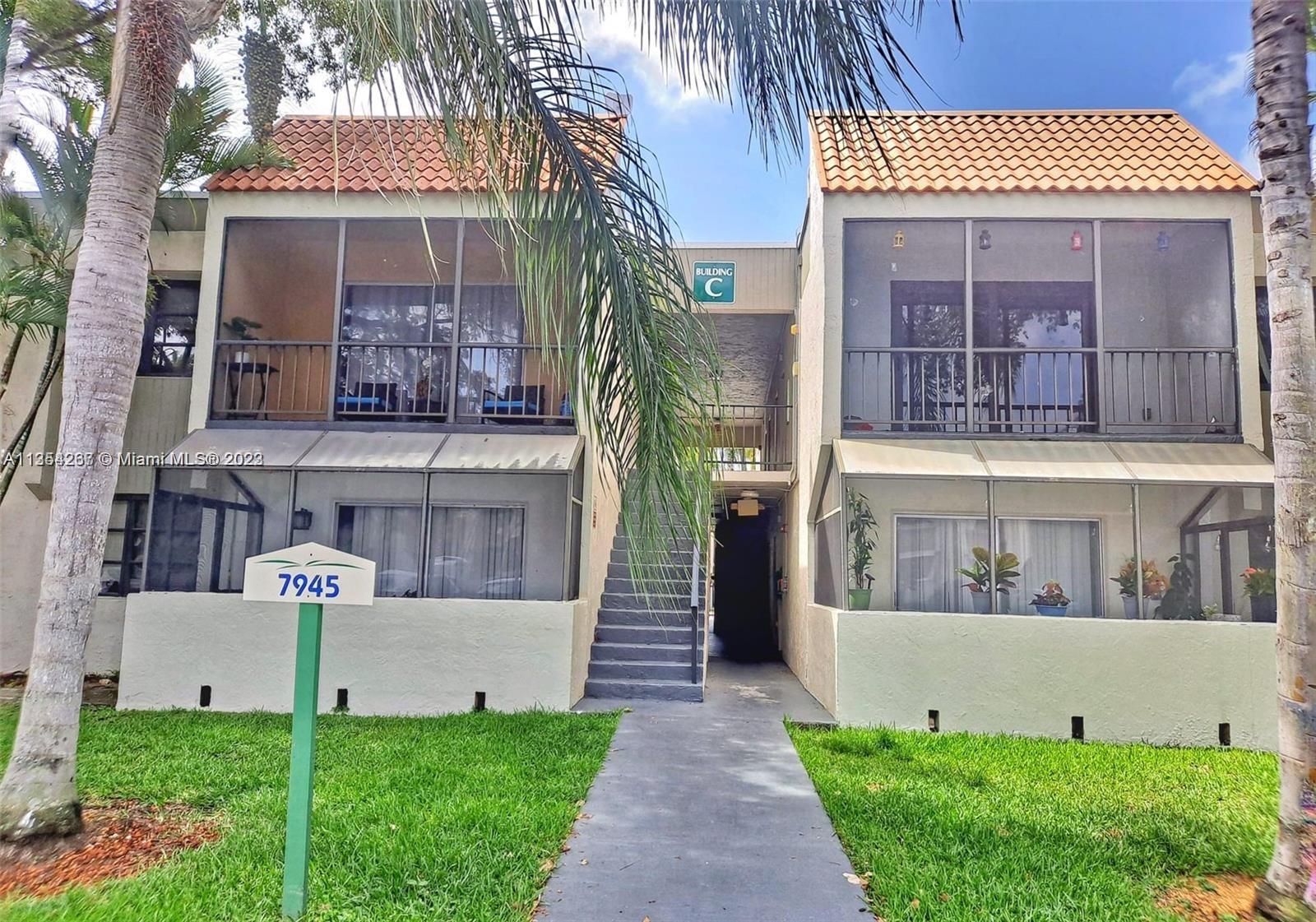 VENETIAN PALMS CONDO - Residential