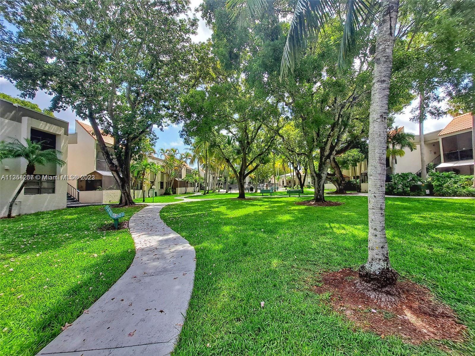 VENETIAN PALMS CONDO - Residential