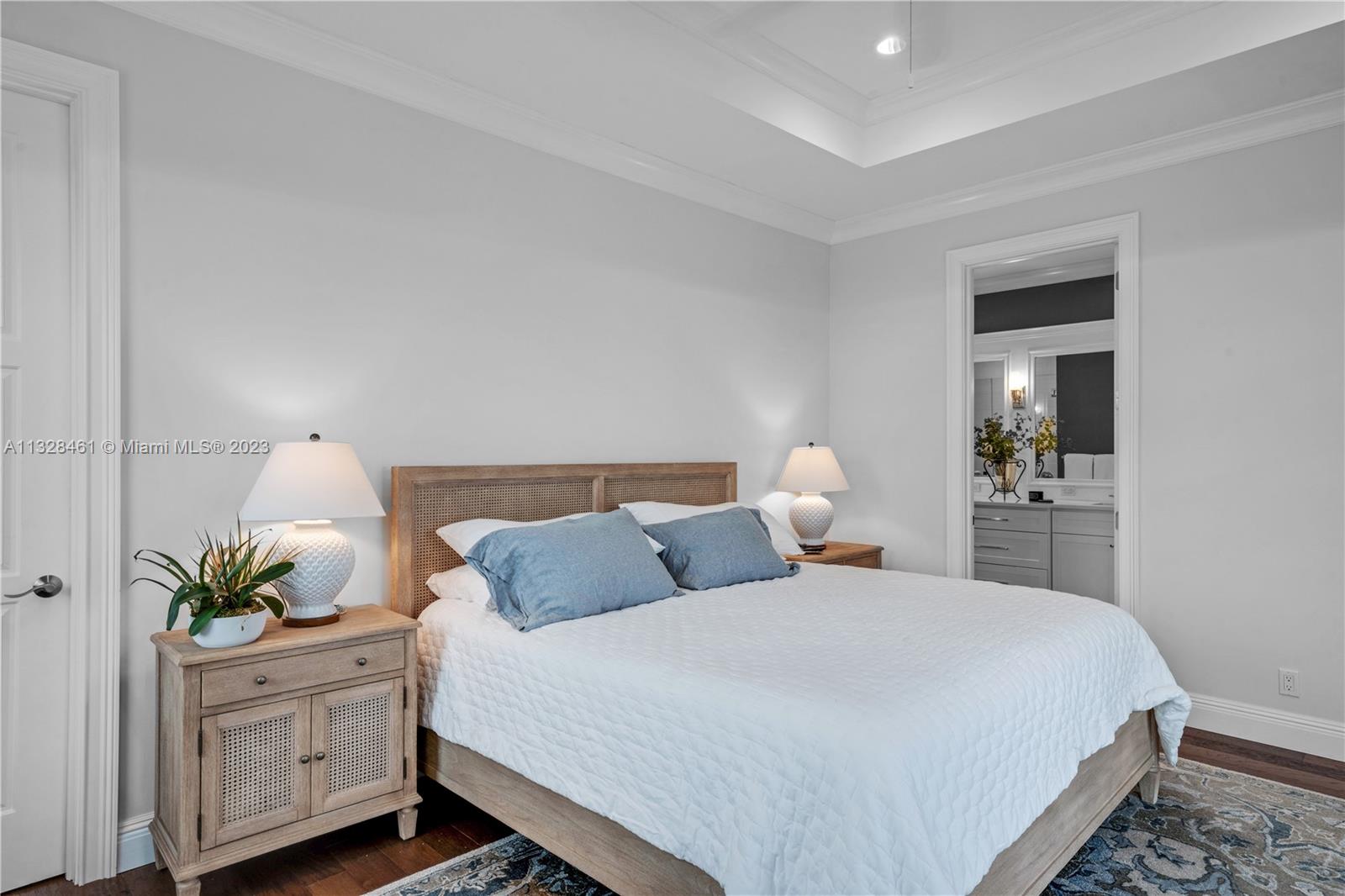 SEA DUNES - Residential