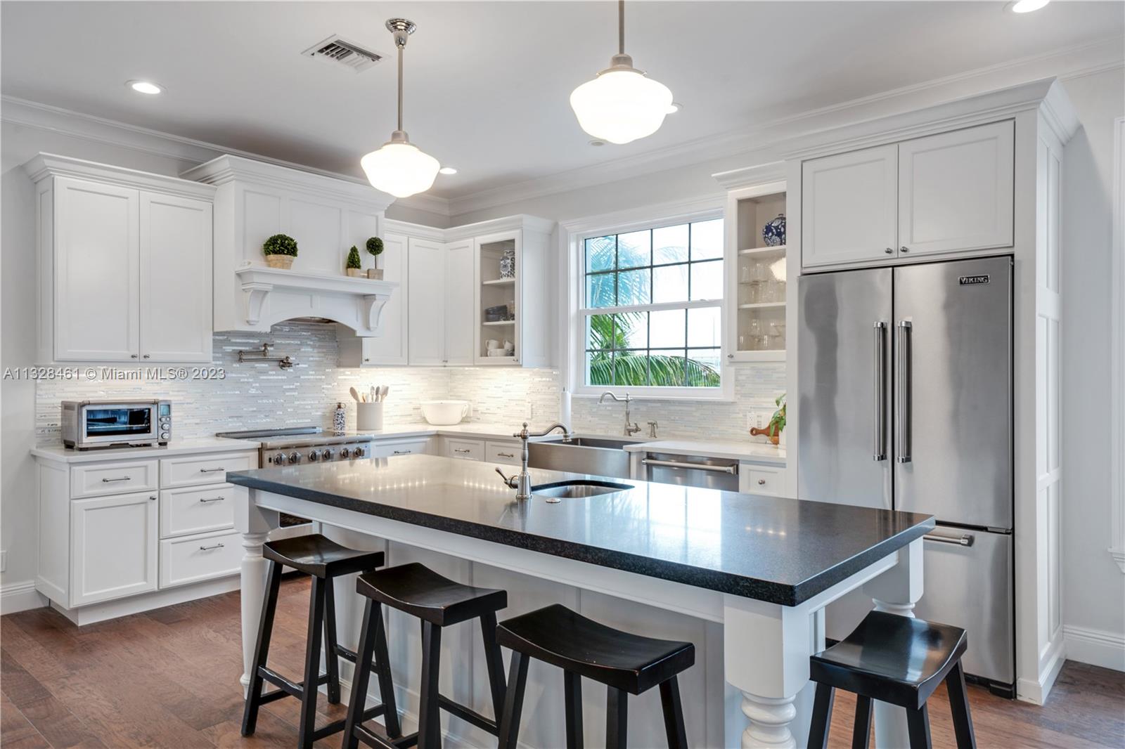 SEA DUNES - Residential