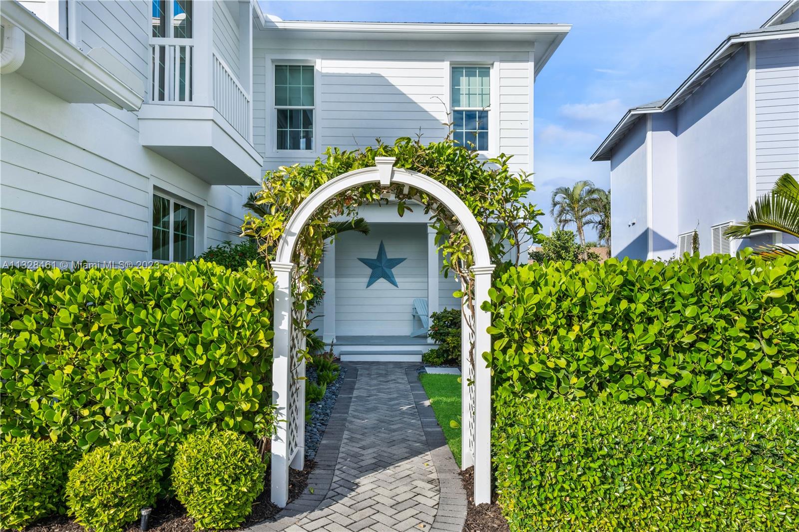 SEA DUNES - Residential