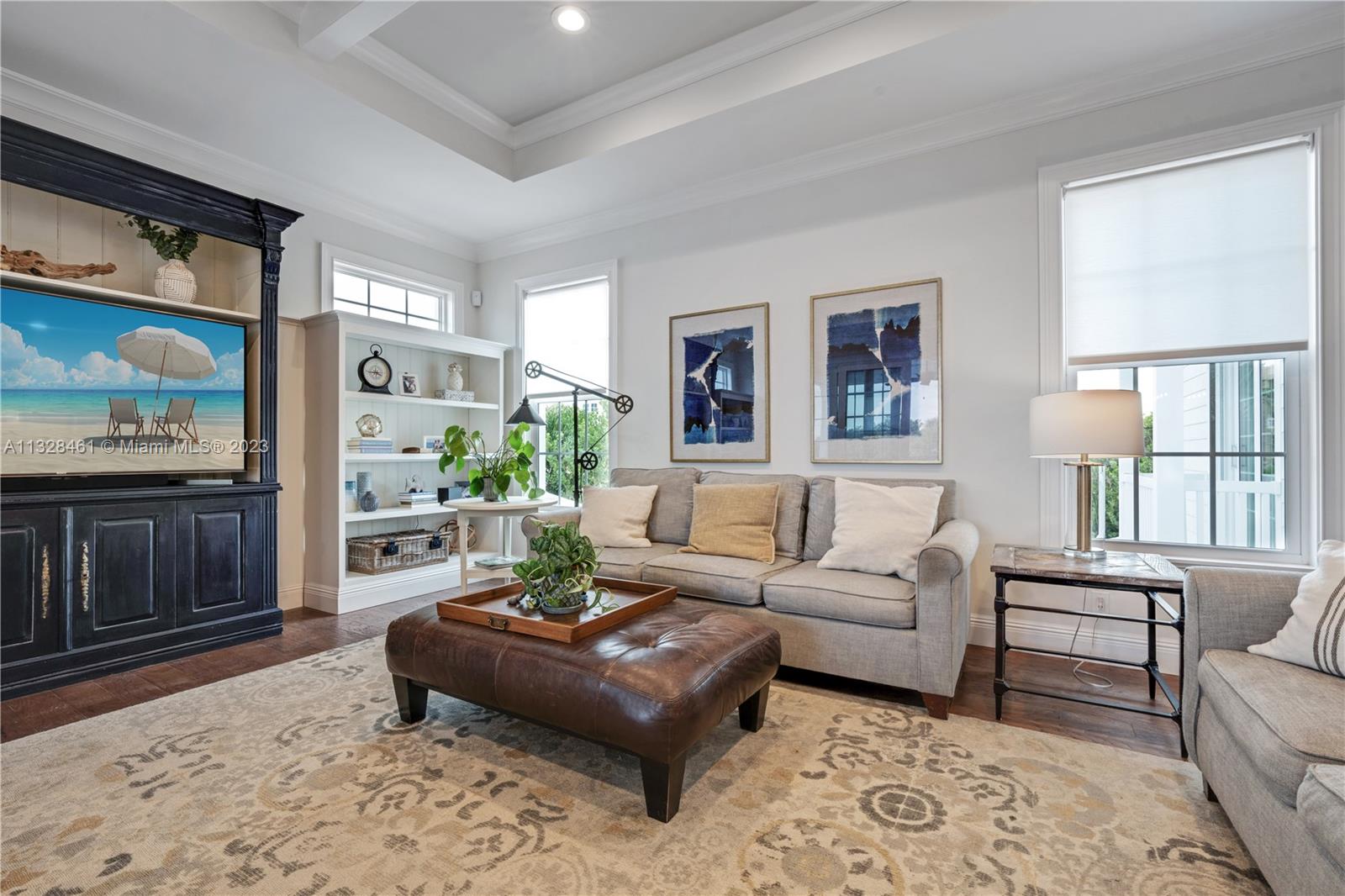 SEA DUNES - Residential