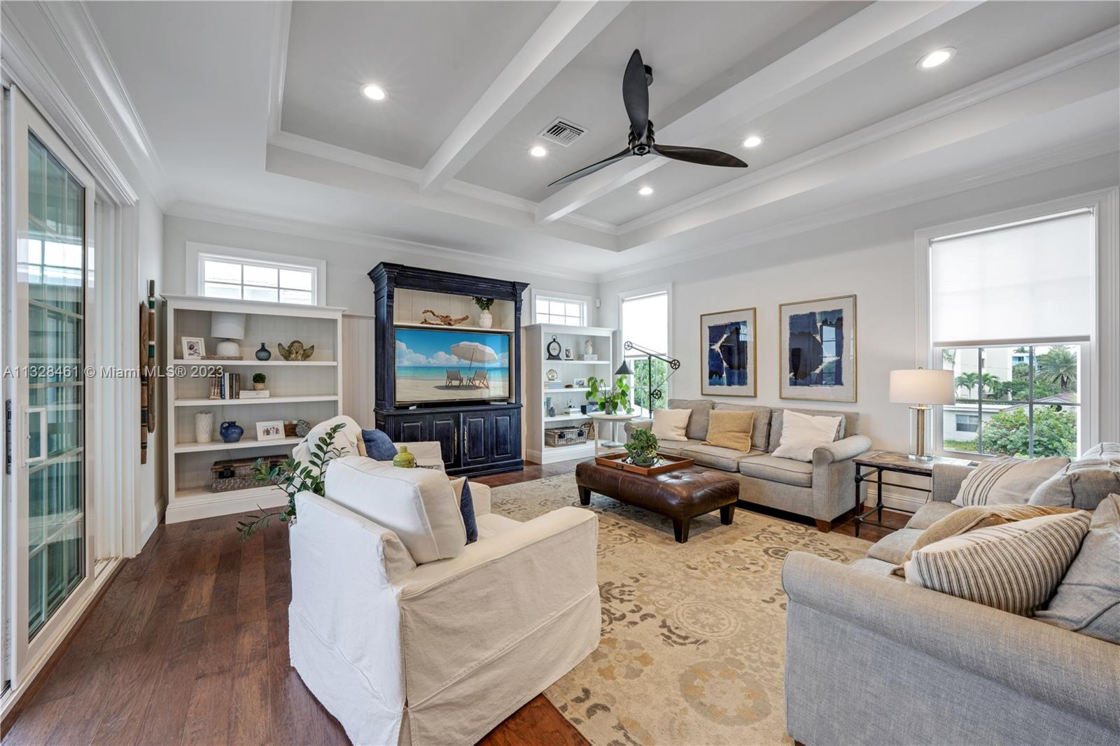 SEA DUNES - Residential