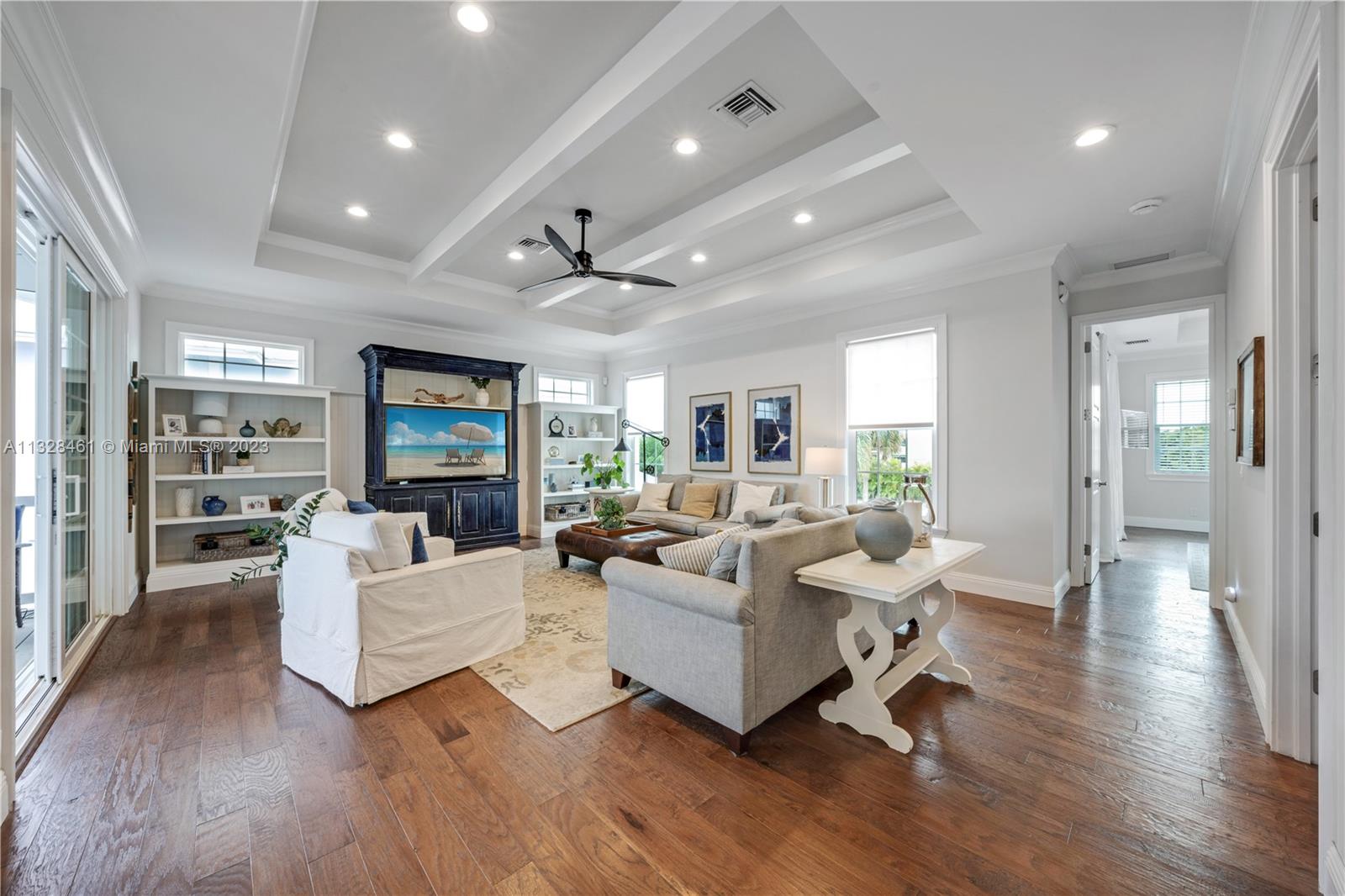 SEA DUNES - Residential