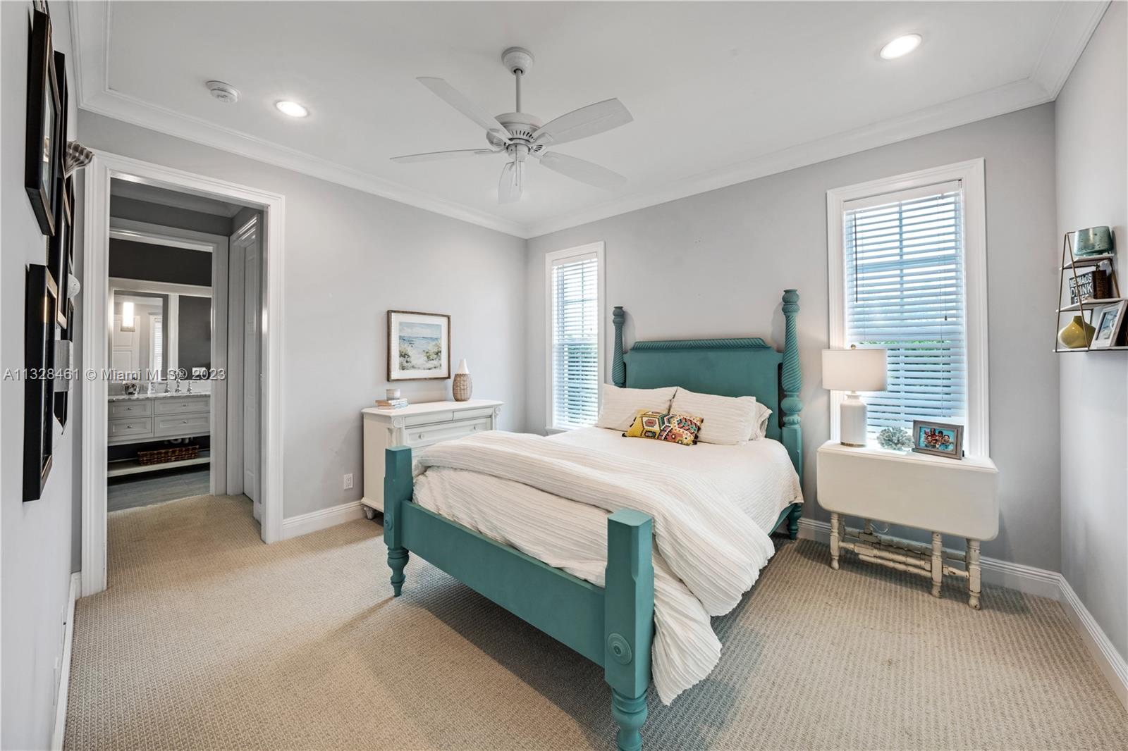 SEA DUNES - Residential