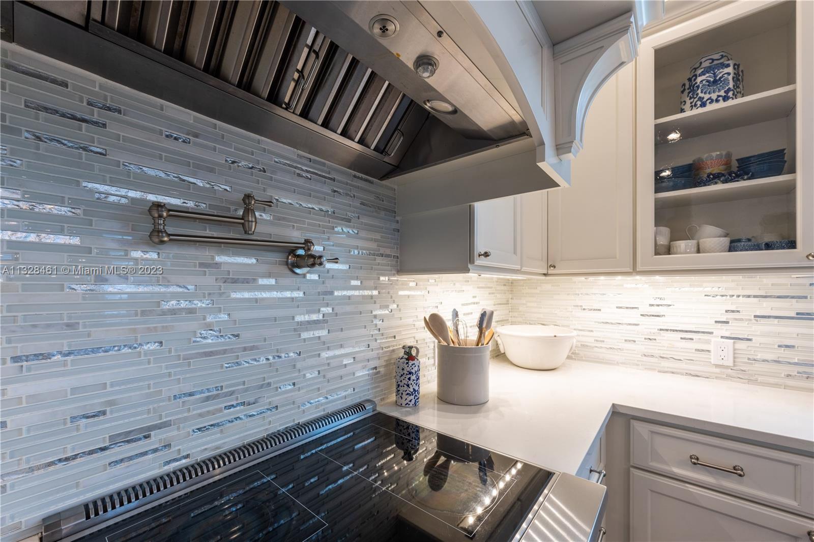 SEA DUNES - Residential