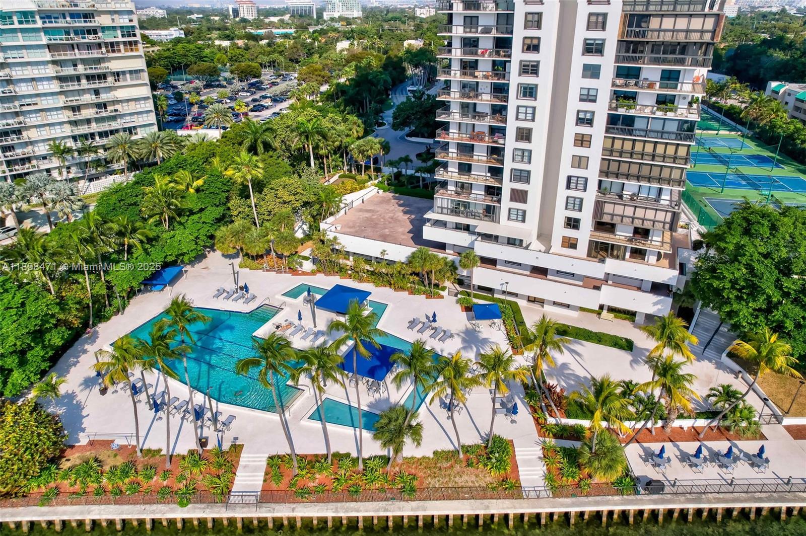 BRICKELL BAY CLUB CONDO - Residential Lease