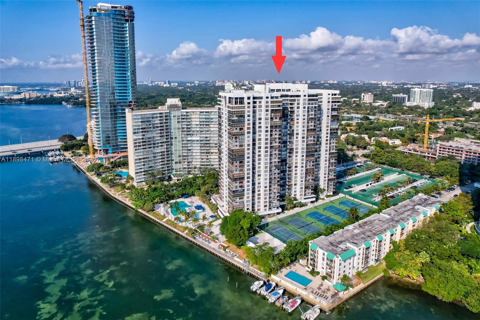 BRICKELL BAY CLUB CONDO - Residential Lease
