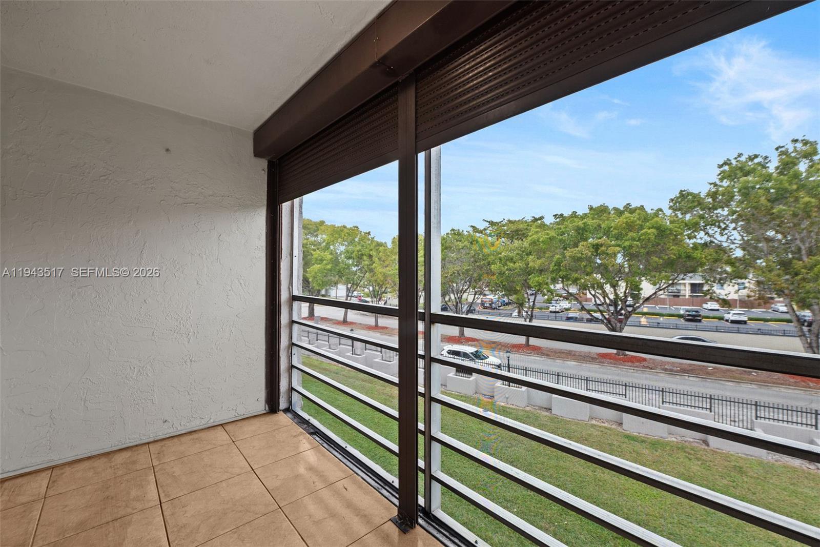 EL CONQUISTADOR NORTH CON - Residential Lease