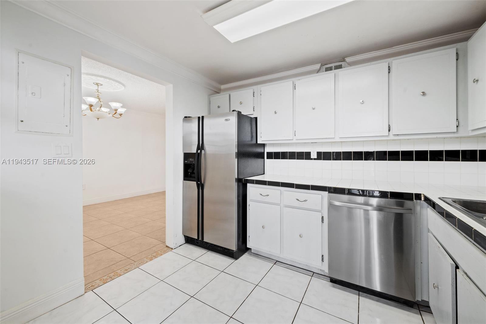 EL CONQUISTADOR NORTH CON - Residential Lease