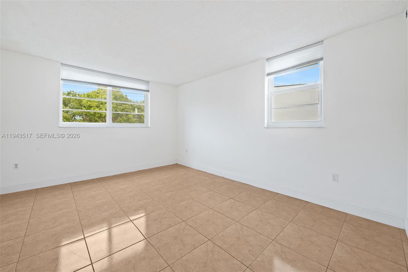 EL CONQUISTADOR NORTH CON - Residential Lease