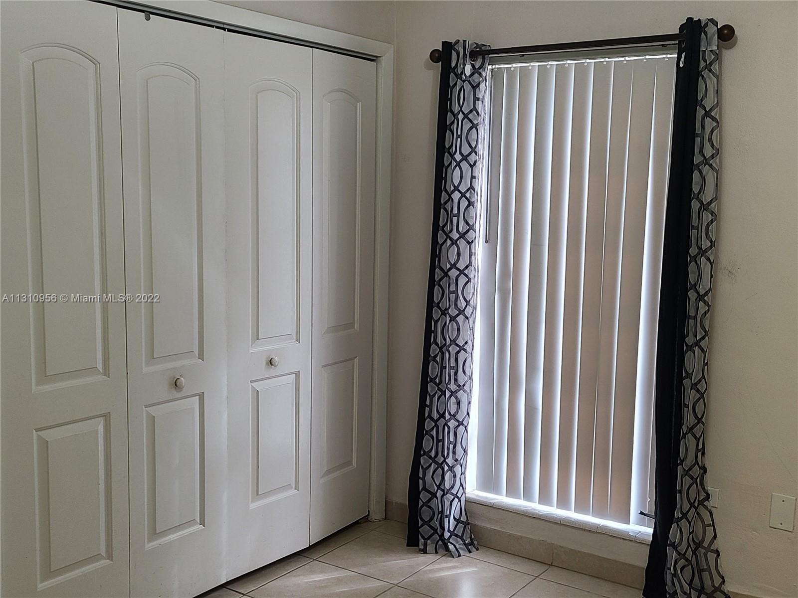 SUNSET PALMS WEST CONDO - Residential Lease