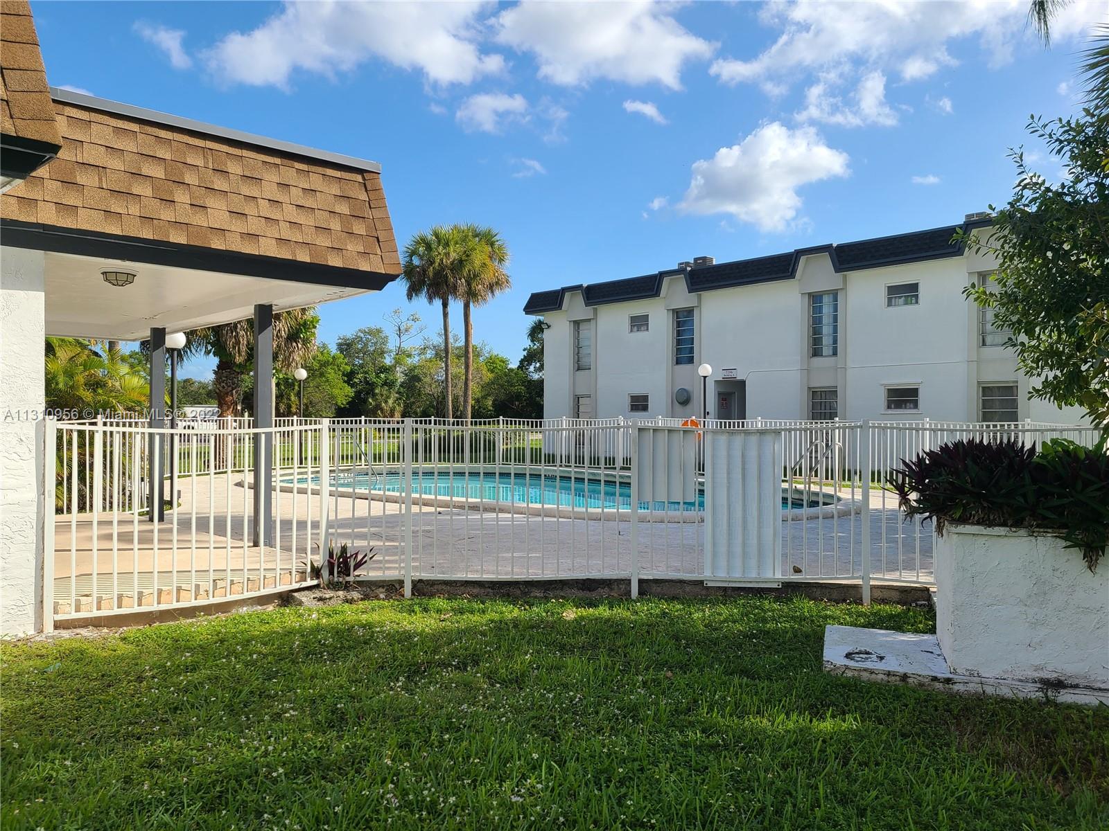 SUNSET PALMS WEST CONDO - Residential Lease