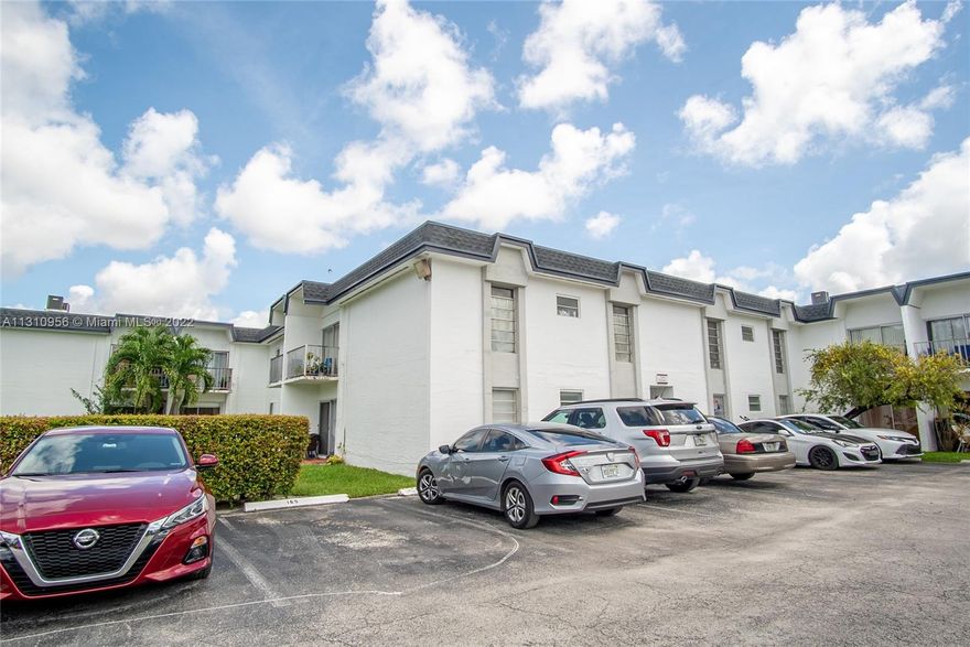 Amazing 2 bedrooms 2 baths by Sunset Drive. This unit is in Mint conditions, tile throughout, balcony, granite countertops, stainless steel appliances, luminous, cozy and spacious living area. Water included, unit comes with 2 assigned parking spaces, plenty of guest parking, security patrol! Amenities include swimming pool and access to park with basketball, baseball field, tennis courts and playground. Easy access to major highways, restaurants, Mall, Metro Rail and shopping centers. Excellent Landlords!