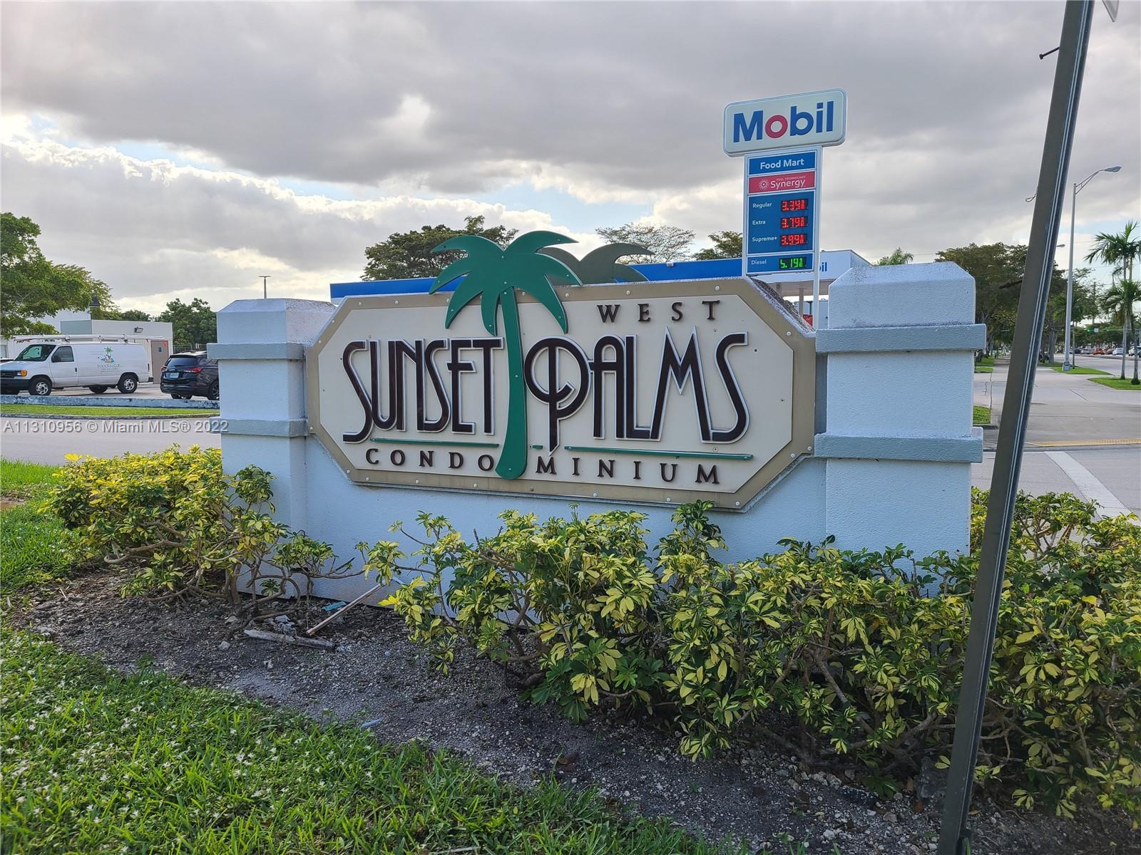 SUNSET PALMS WEST CONDO - Residential Lease