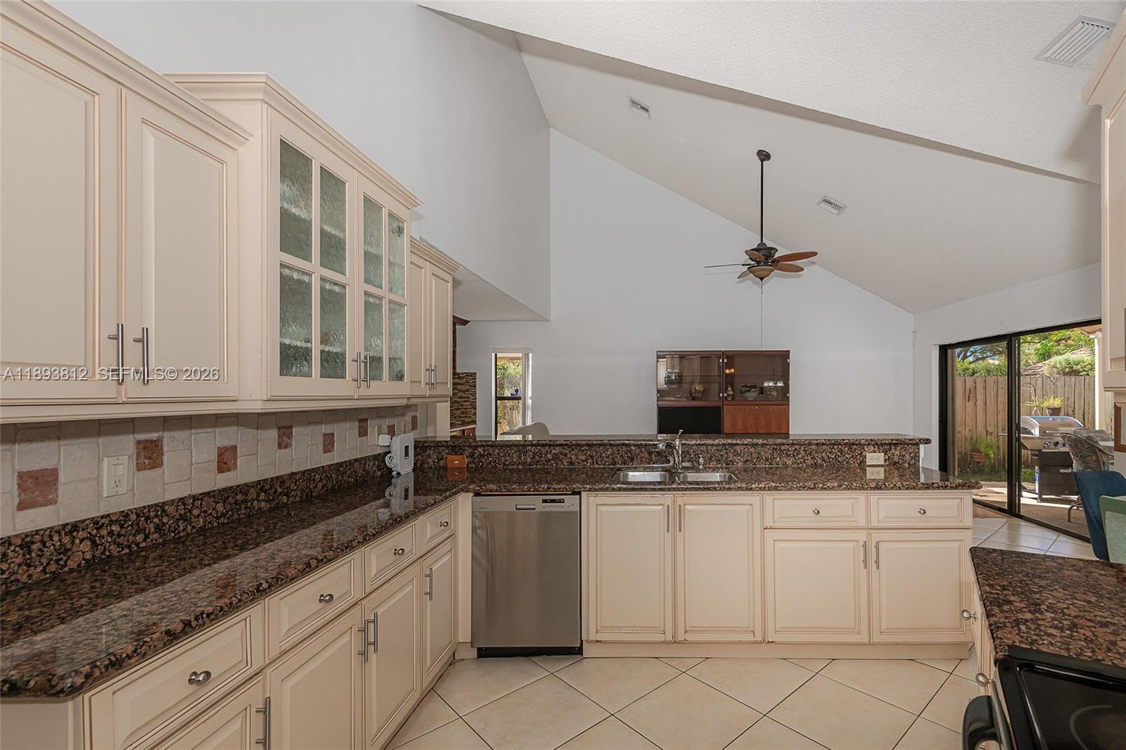 JACARANDA PARCEL 101 - Residential