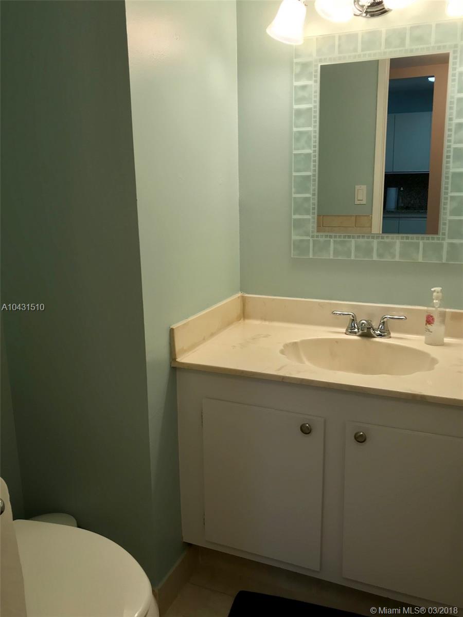 THE CLIPPER AT BISC COVE - Residential Lease