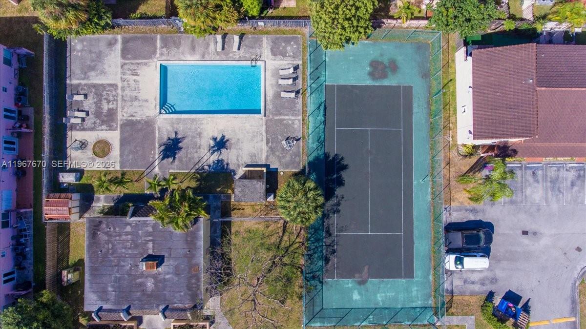 DORAL COURT CONDO - Residential