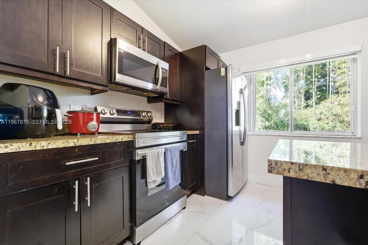 DORAL COURT CONDO - Residential