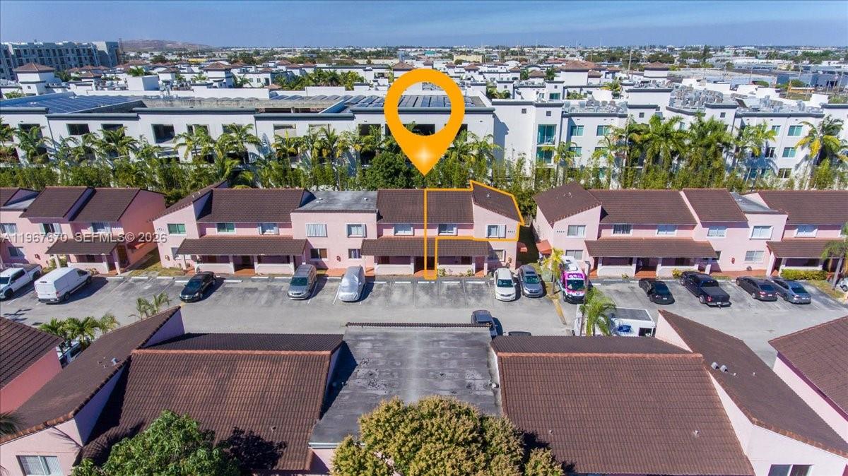 DORAL COURT CONDO - Residential