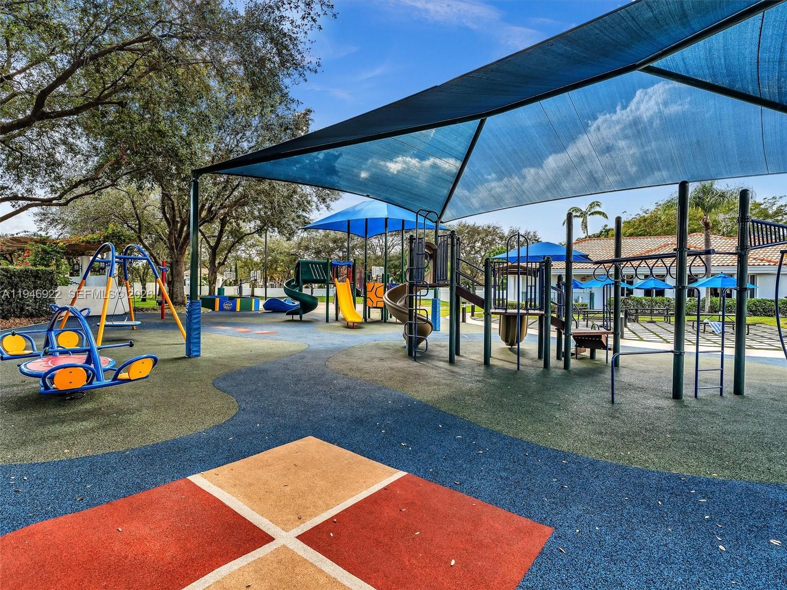 SEASONS - Residential