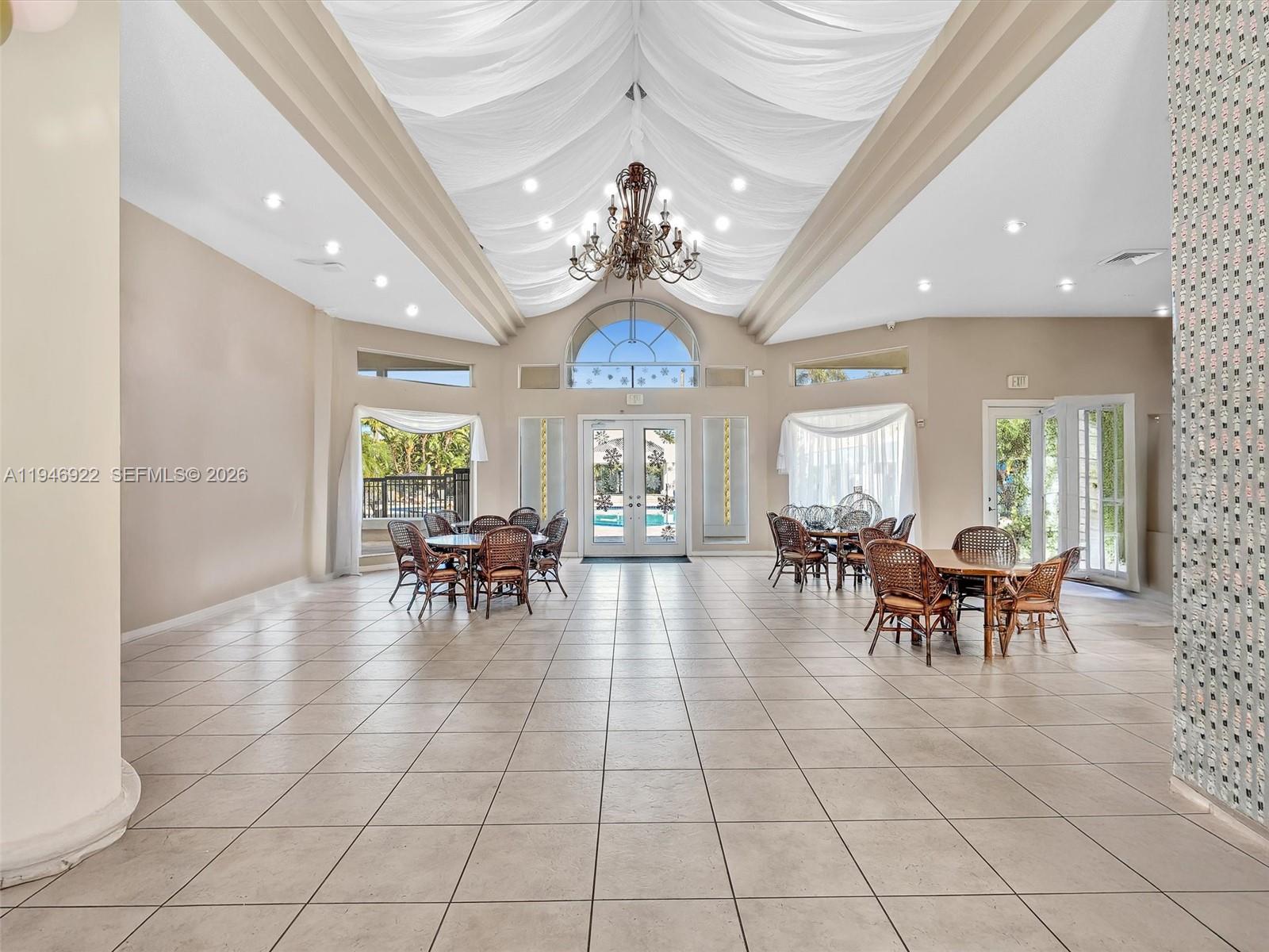 SEASONS - Residential