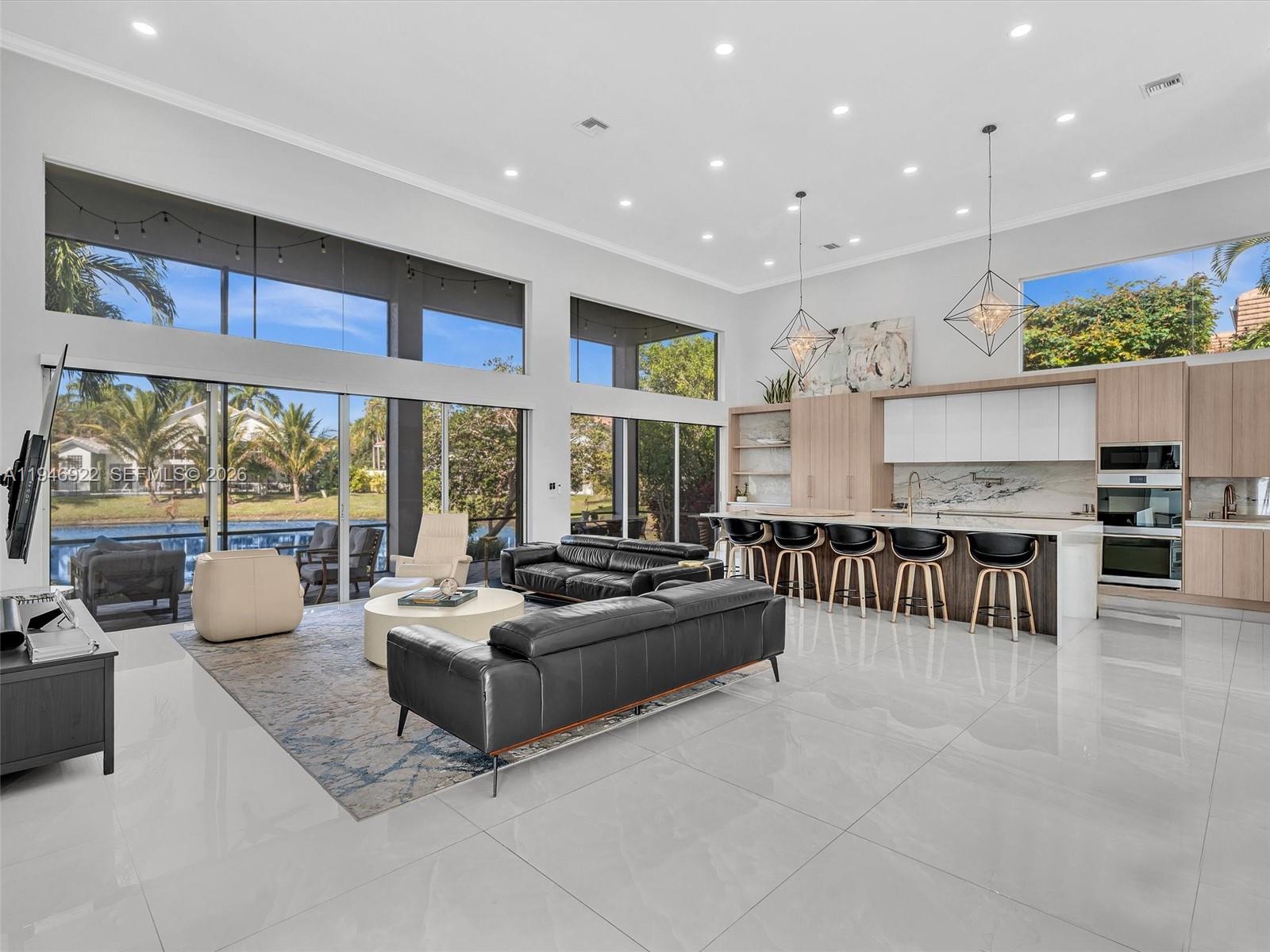 SEASONS - Residential