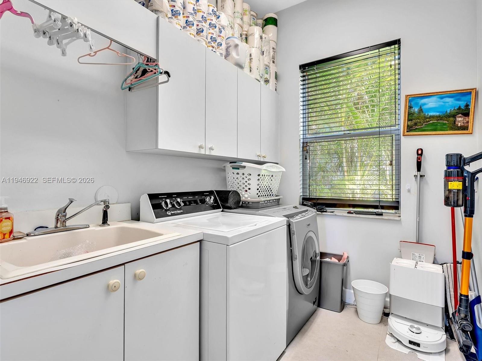 SEASONS - Residential