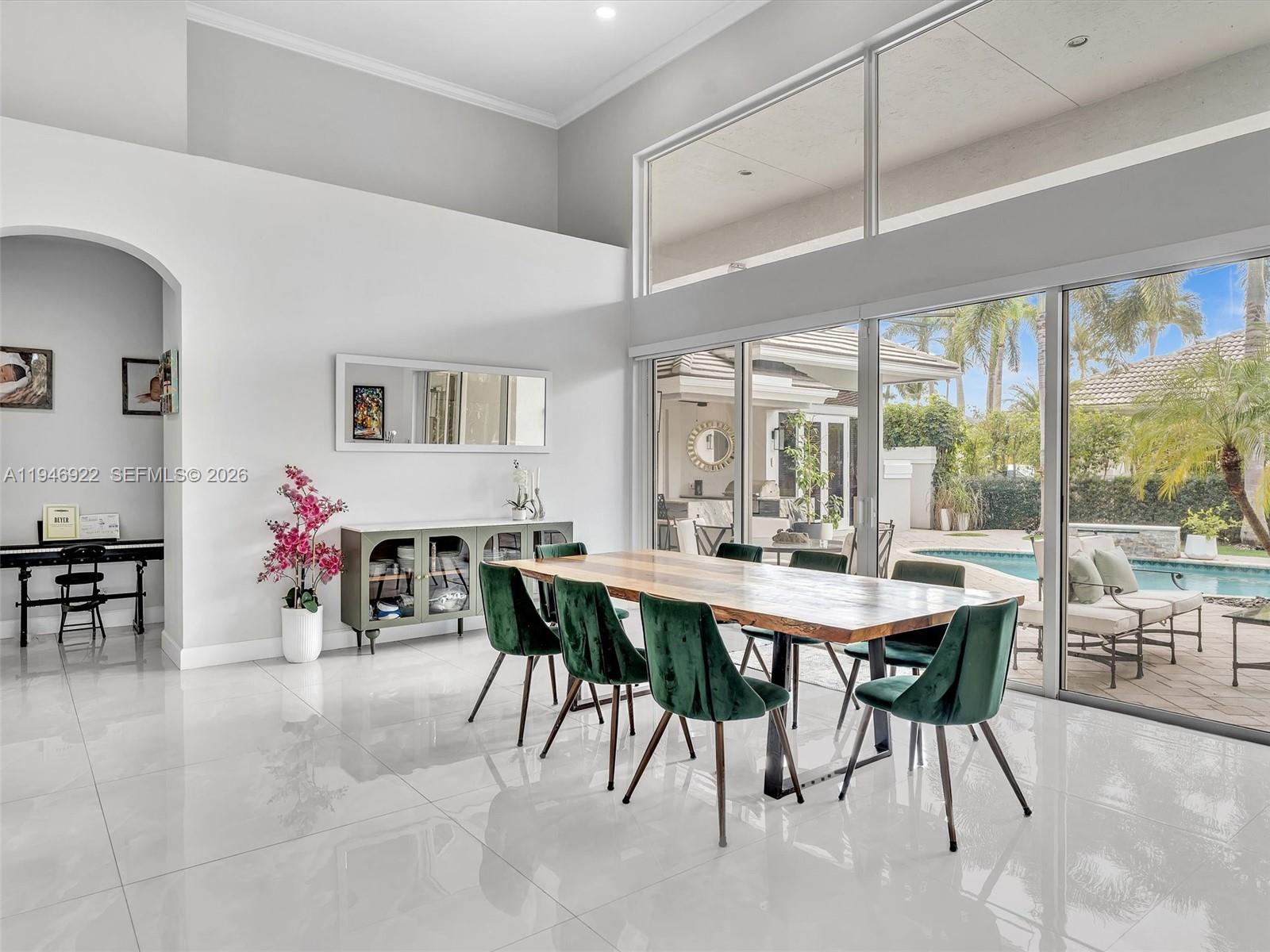 SEASONS - Residential