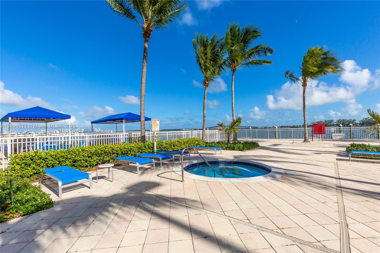 SKYLINE ON BRICKELL CONDO - Residential