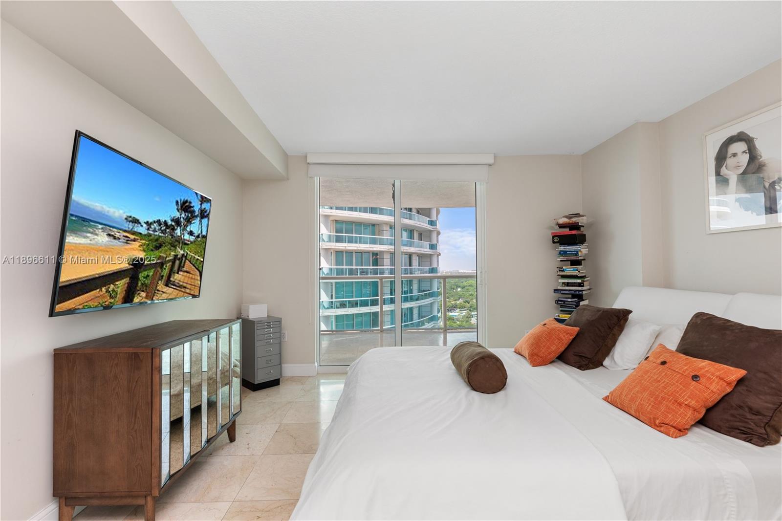 2101 Brickell Ave 2409