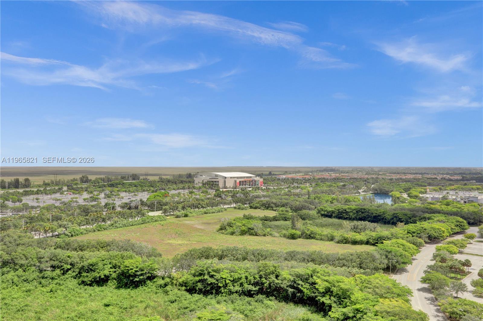 METROPICA NORTH TOWER ONE - Residential