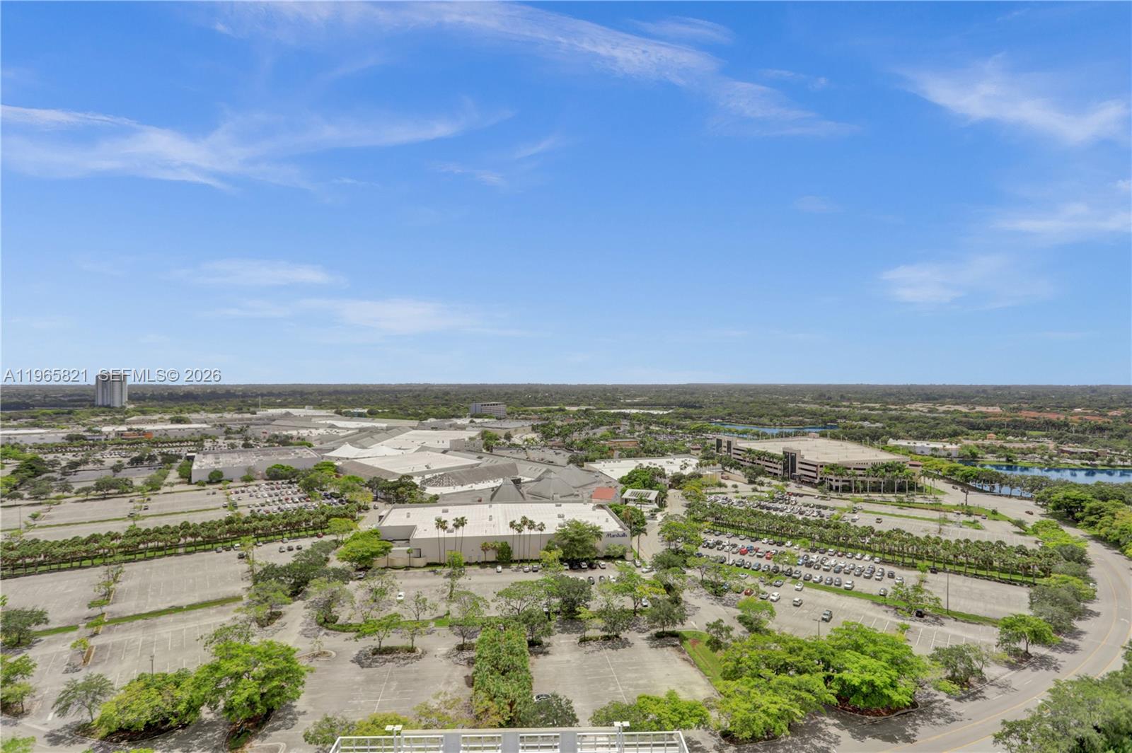 METROPICA NORTH TOWER ONE - Residential