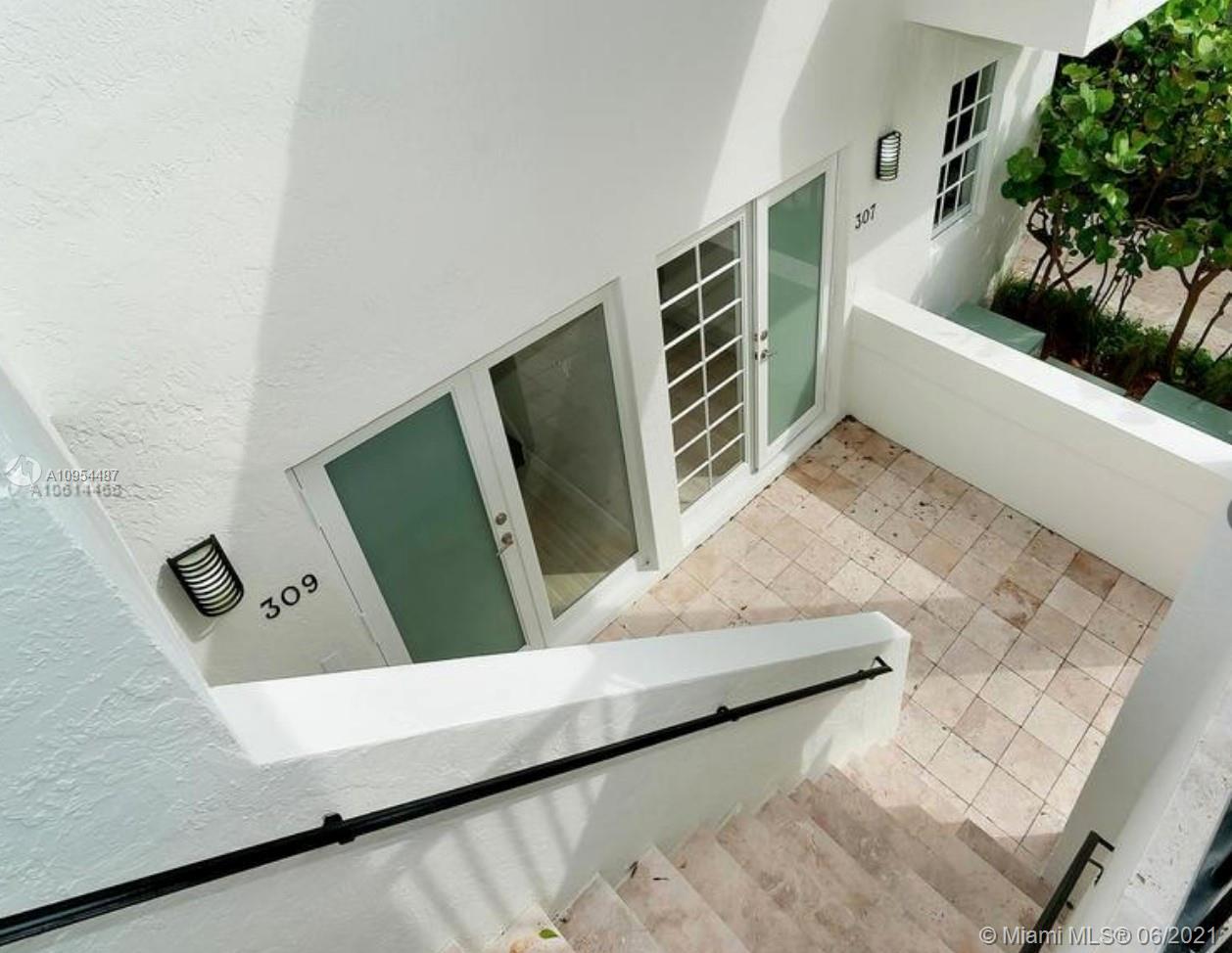 CORAL GABLES SEC K - Residential Income