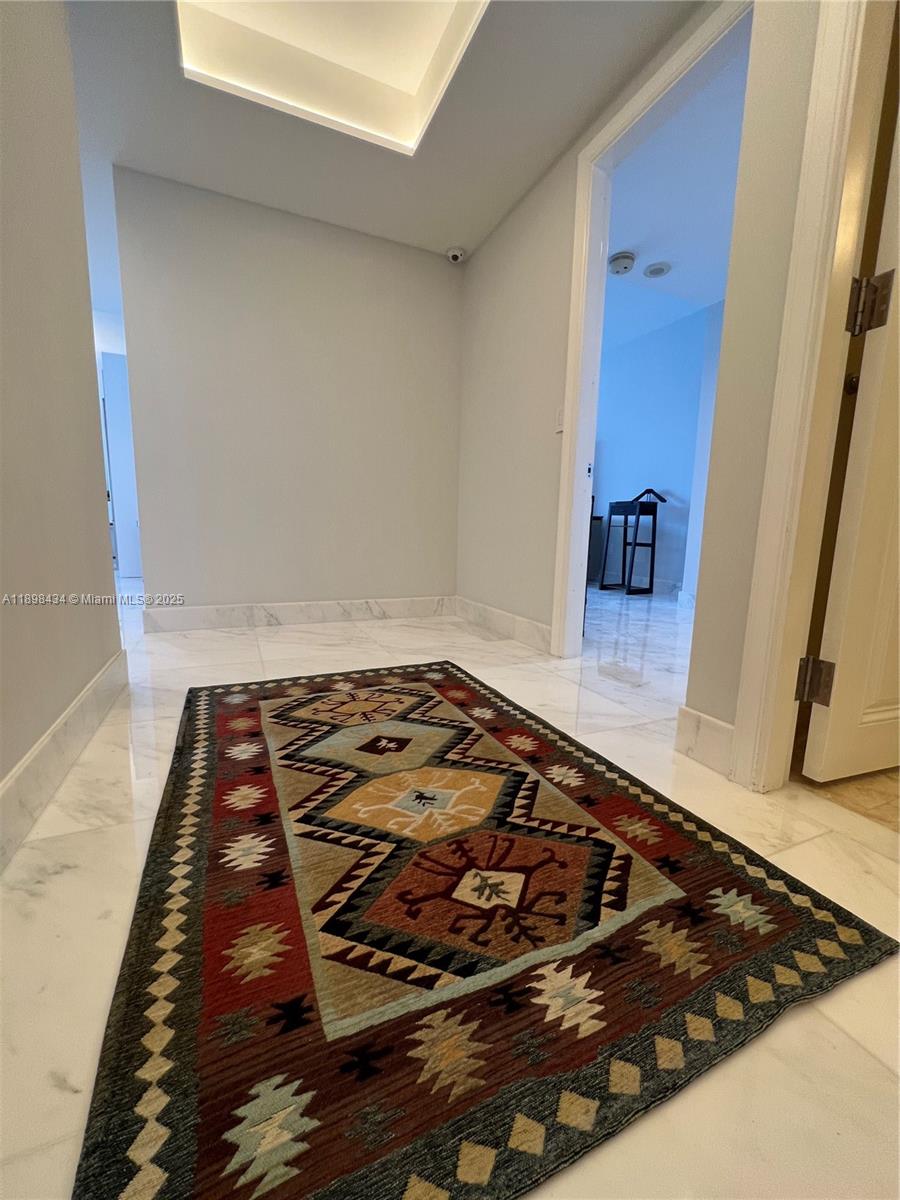 MILLENNIUM TOWER CONDOMIN - Residential Lease