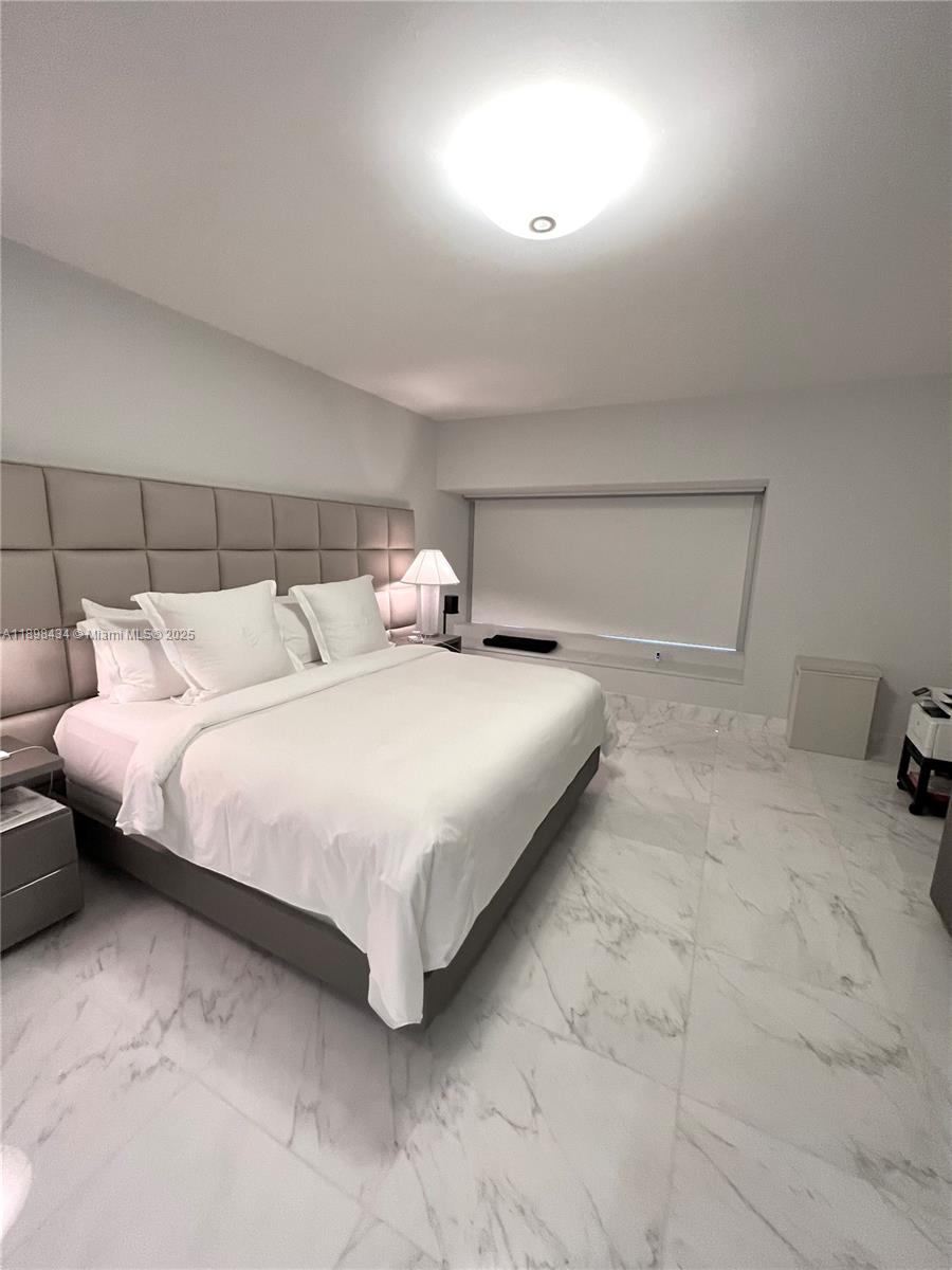 MILLENNIUM TOWER CONDOMIN - Residential Lease