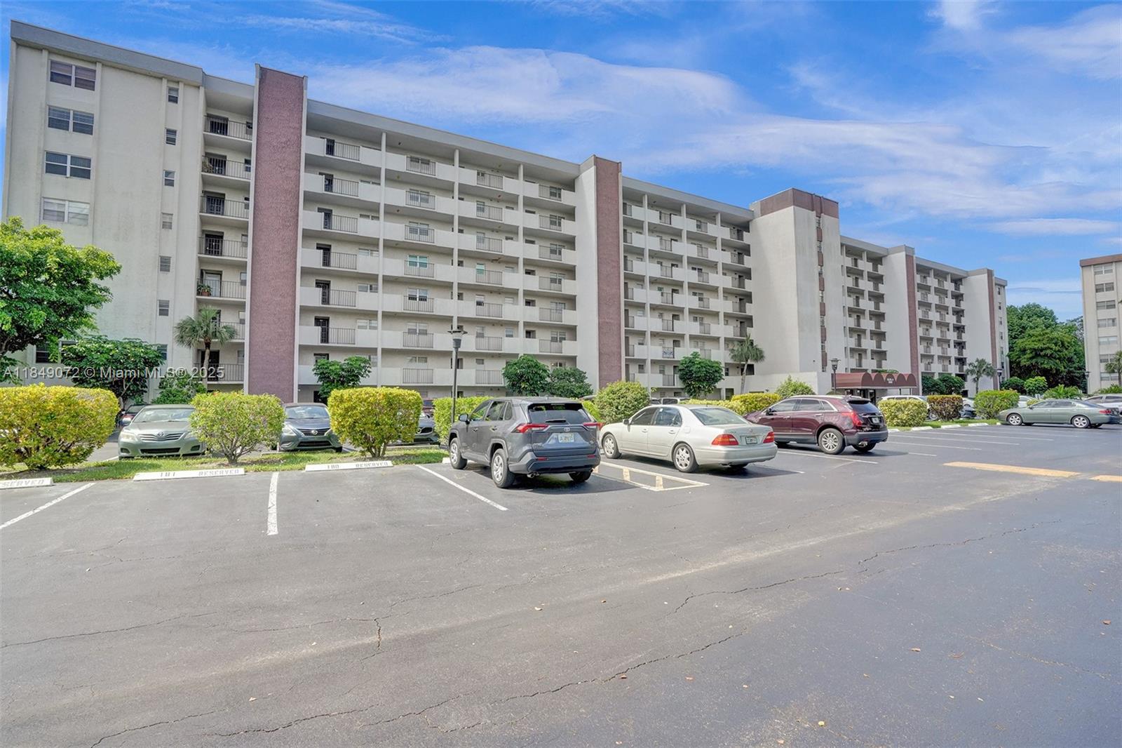 GREENS OF INVERRARY PHASE - Residential