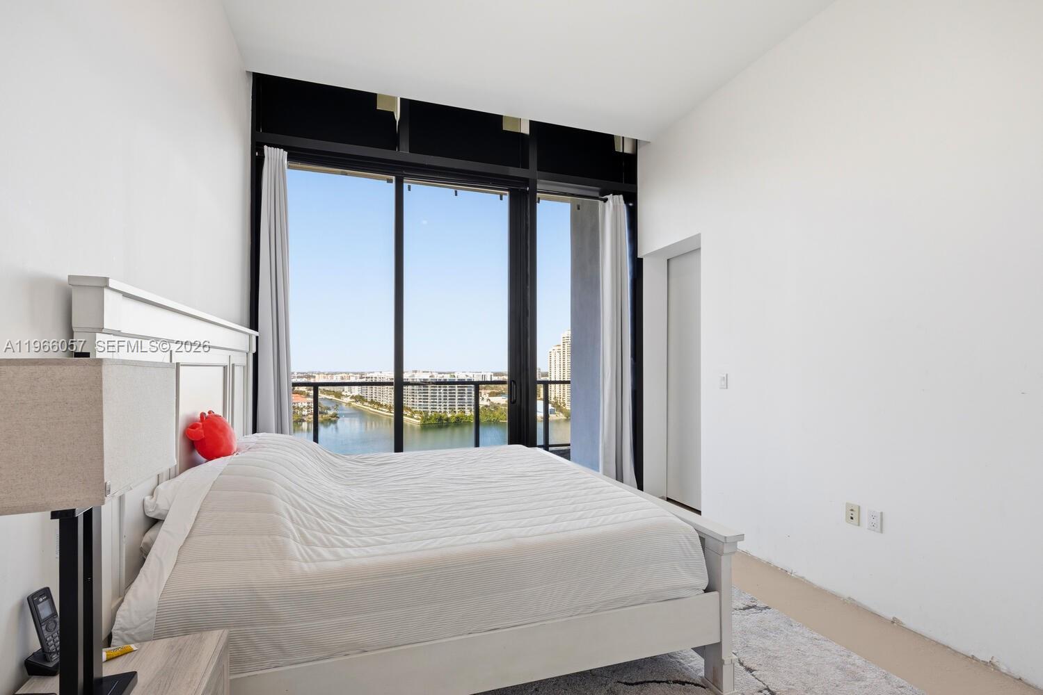 PRIVE CONDO - Residential