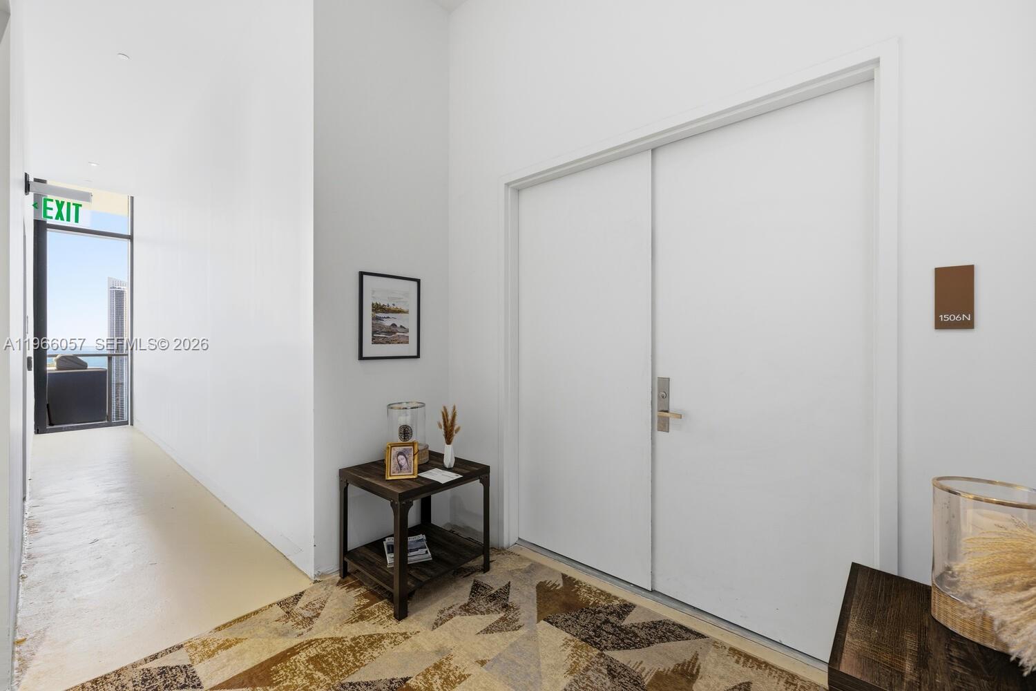 PRIVE CONDO - Residential