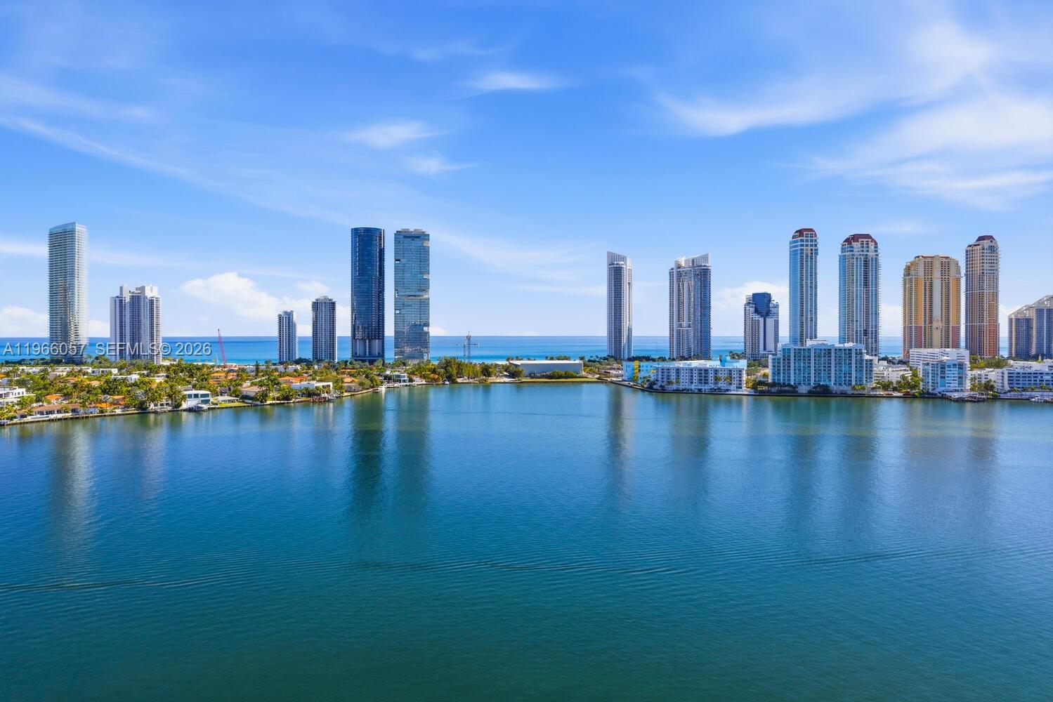 PRIVE CONDO - Residential