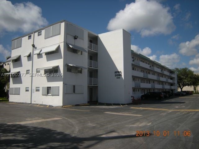 1333 E Hallandale Beach Blvd 115