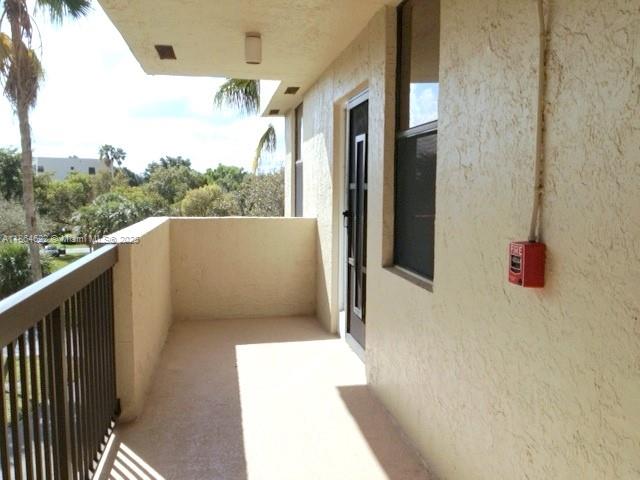 TRADEWINDS / TOWNSHIP[ - Residential Lease
