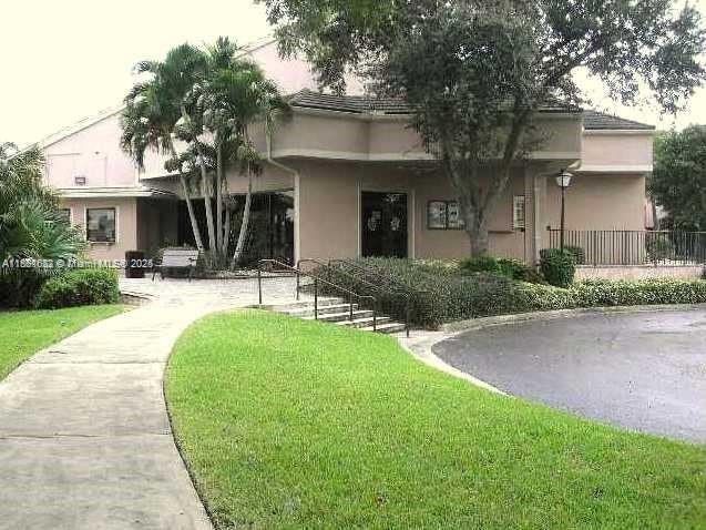 TRADEWINDS / TOWNSHIP[ - Residential Lease