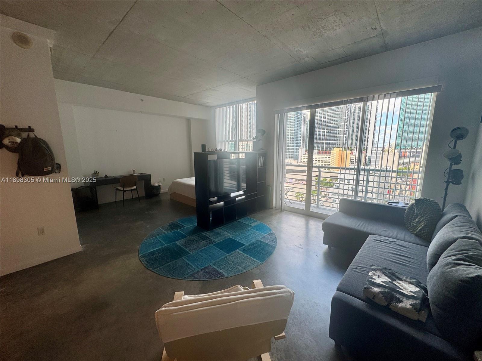 THE LOFT DOWNTOWN II COND - Residential Lease