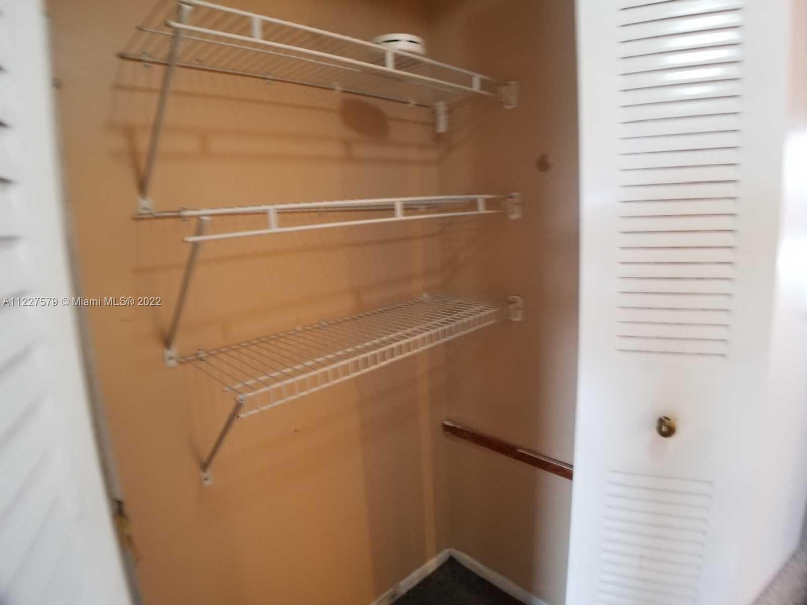 MARINER IV CONDO - Residential