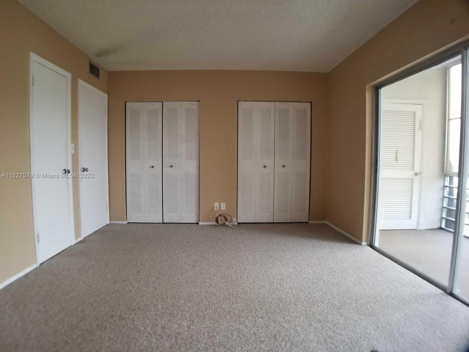 MARINER IV CONDO - Residential