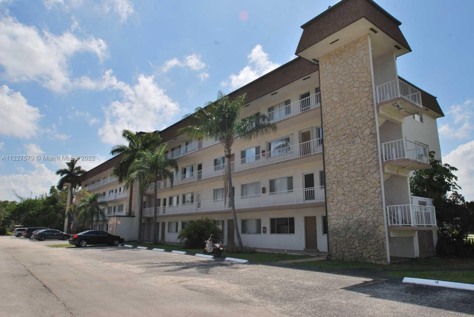 6289 Lear Dr 306